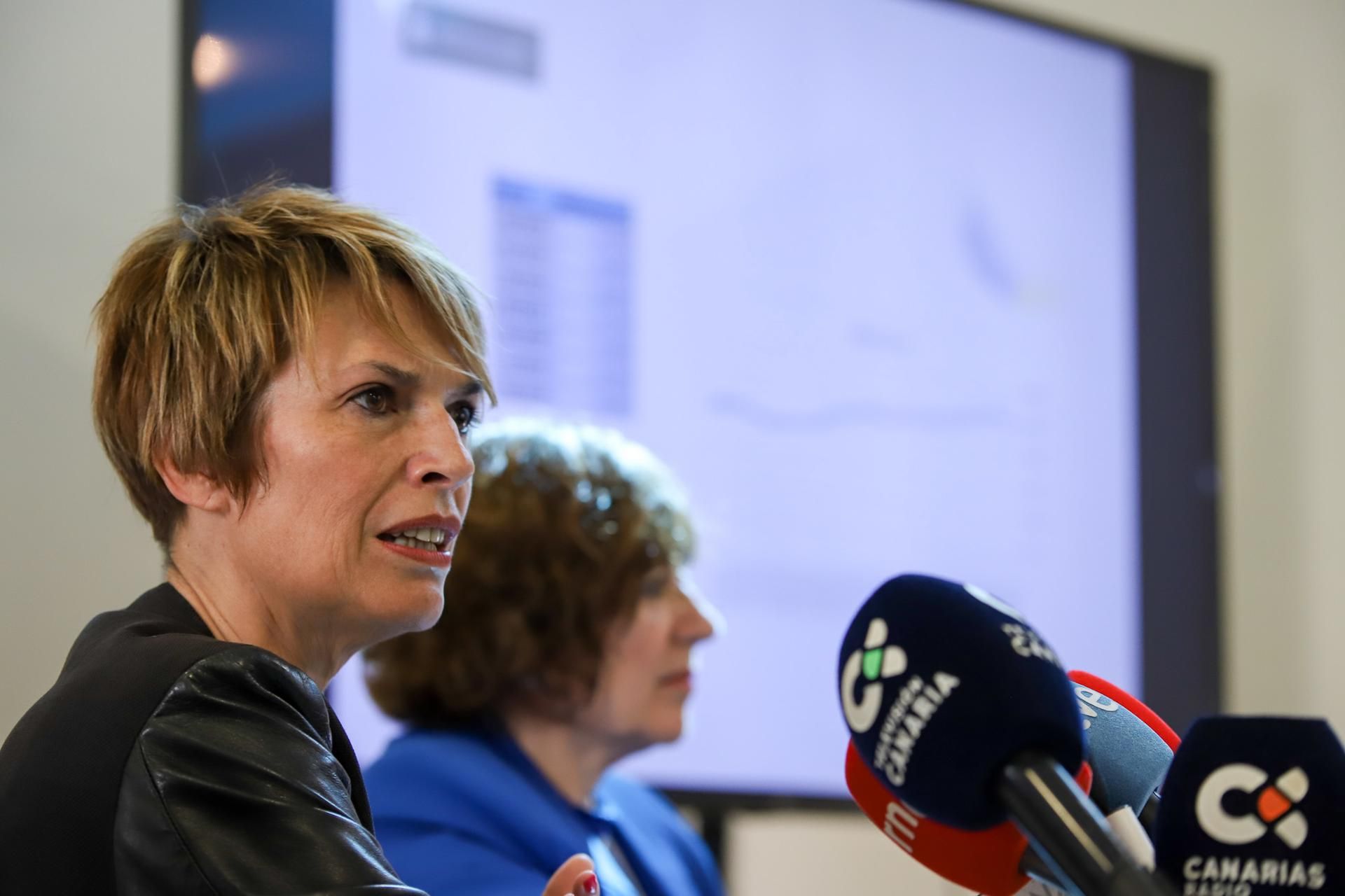 0e724b8f5ffe1dec59993f2d30699a2b9e552ce7w