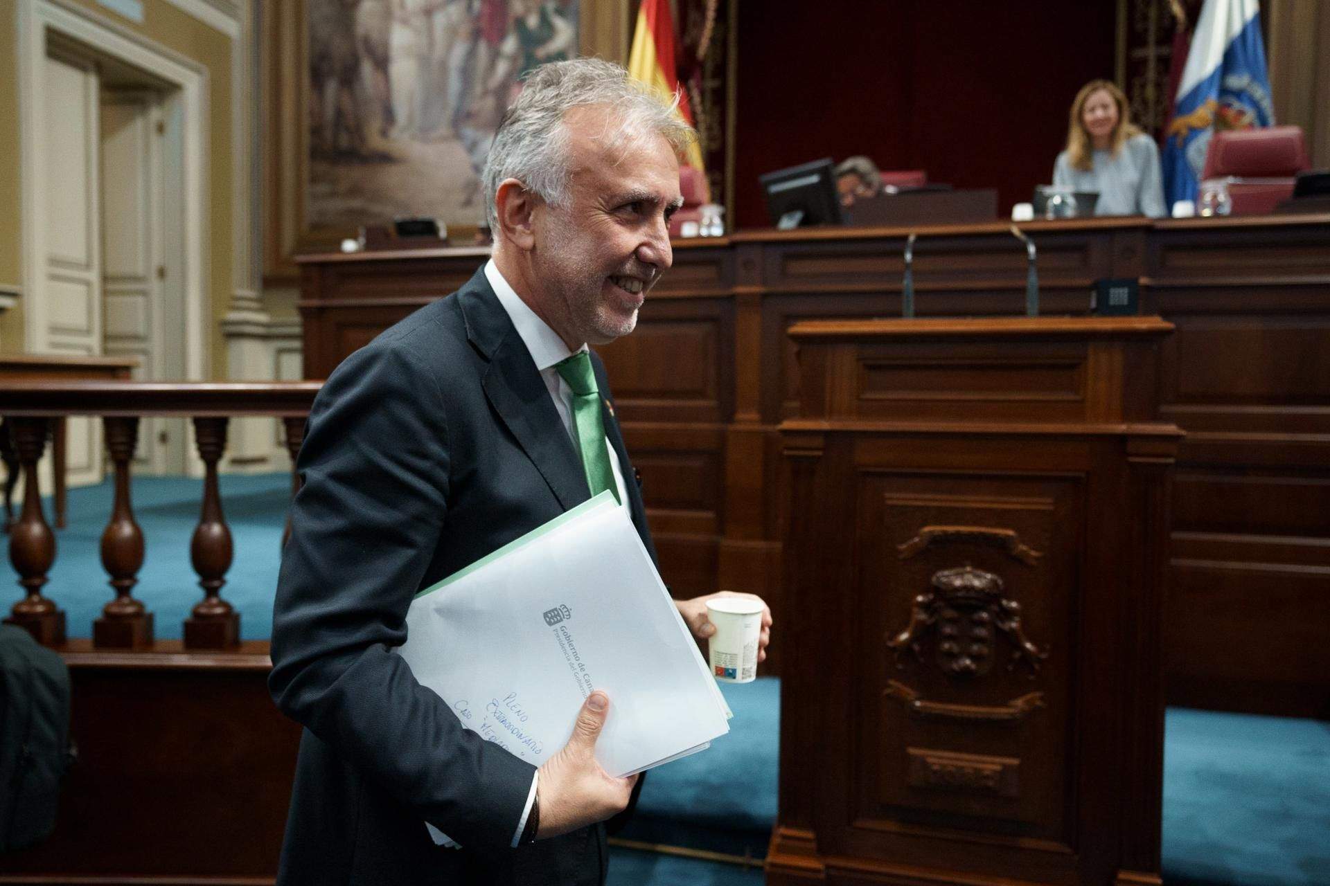 El presidente de Canarias, Ángel Víctor Torres. / RAMÓN DE LA ROCHA - EFE 