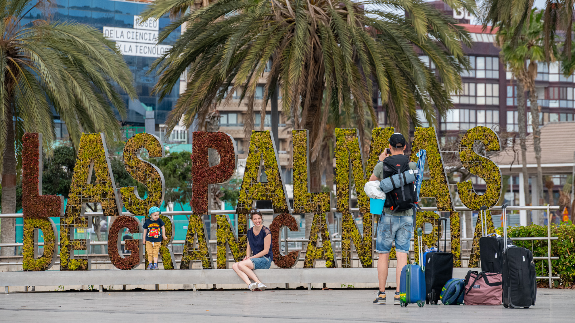 Turistas en Las Palmas de Gran Canaria./ Promoción Las Palmas