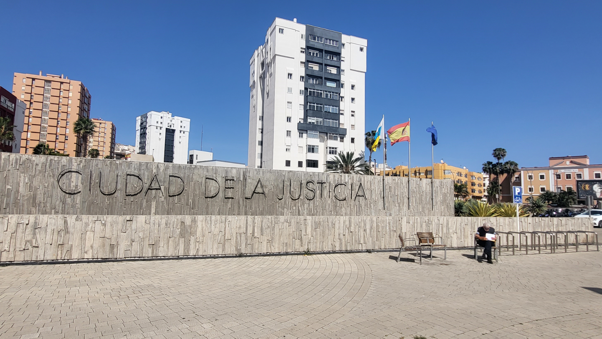 Dos empresarios, a juicio por estafar a Intercervecera, Cocal y a otras compañías canarias. / AH