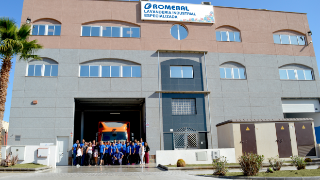 Equipo de Lavandería Romeral. / Cedida
