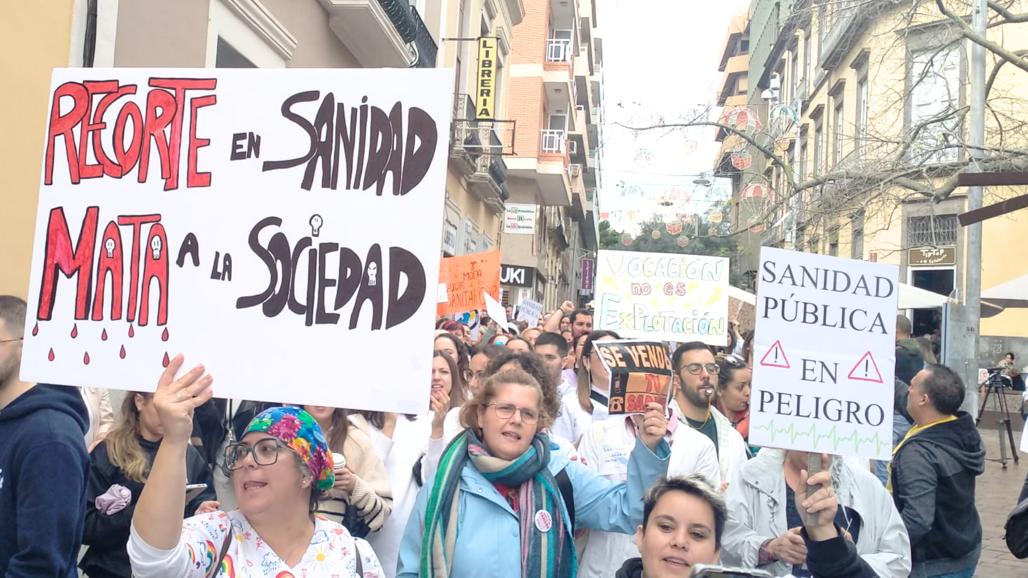 Manifestación por la sanidad pública de Canarias celebrada el pasado febrero. / Atlántico Hoy 