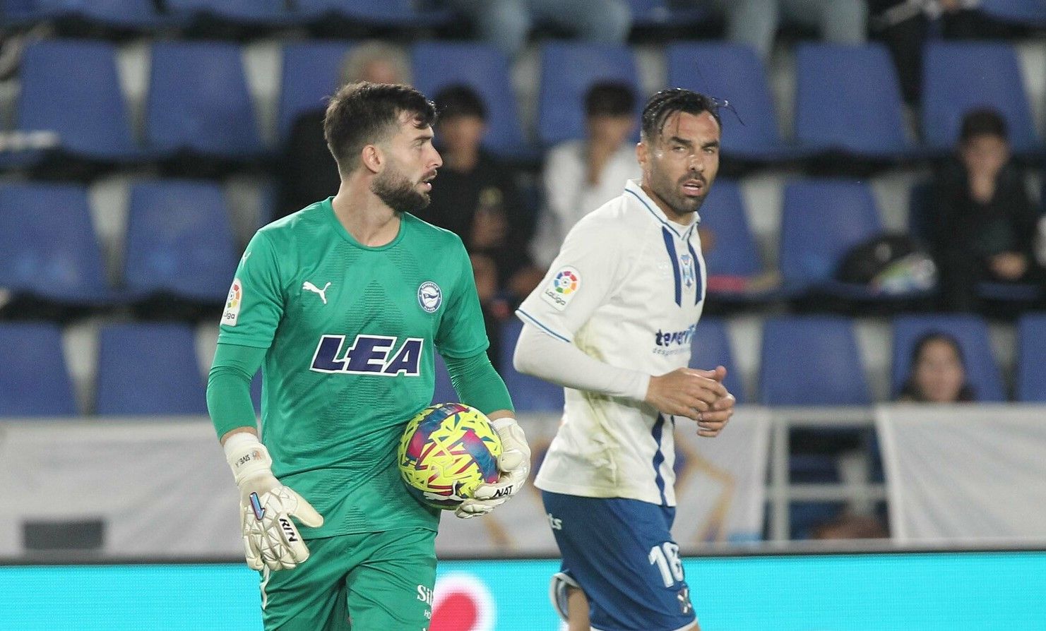 Enric Gallego marcó en el partido de la primera vuelta entre Tenerife y Alavés, en el que los de Ramis se impusieron por 2-1./ CD Tenerife.