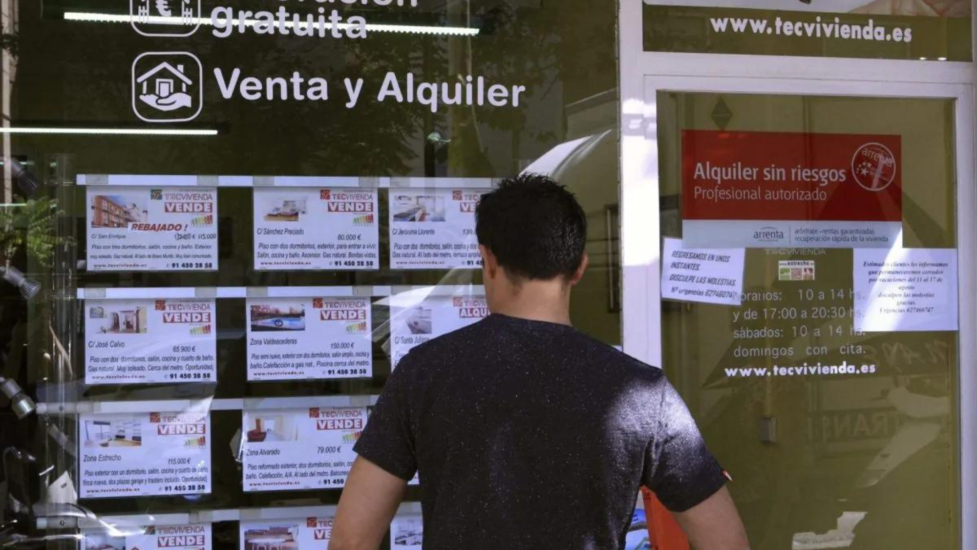 El 67,4% de las hipotecas sobre viviendas se constituyeron con un tipo de interés fijo. /EFE