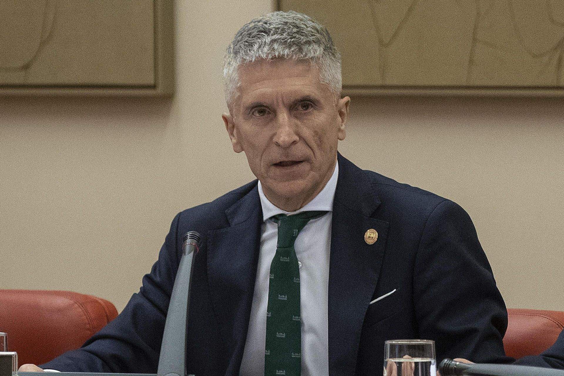 El ministro del Interior, Fernando Grande-Marlaska, comparece este lunes en la Comisión de Interior del Congreso para informar sobre el cumplimiento del principio de no injerencia y respeto a la independencia judicial en el caso Cuarteles./ EFE - J.P.Gandul