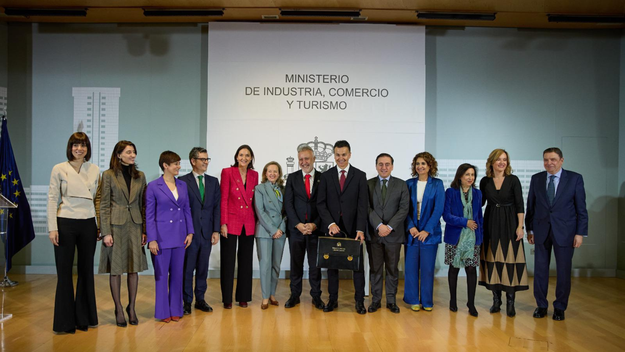  Traspaso de carteras y toma de posesión de Héctor Gómez. /Presidencia