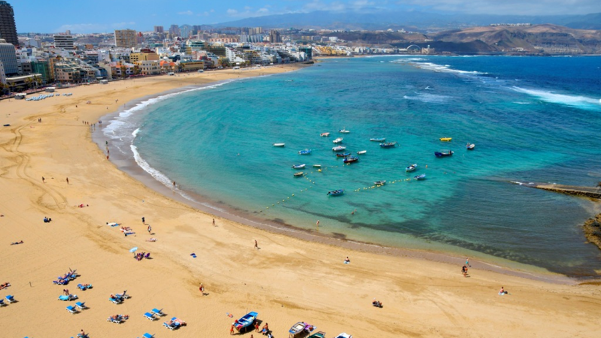 Canarias se prepara para la llegada de una ola de calor con avisos y alertas por altas temperaturas / AYUNTAMIENTO DE LAS PALMAS DE GRAN CANARIA