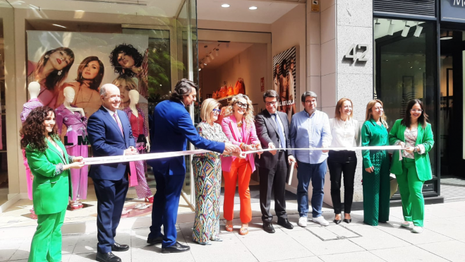 Inauguración de la nueva tienda de Lola Casademunt