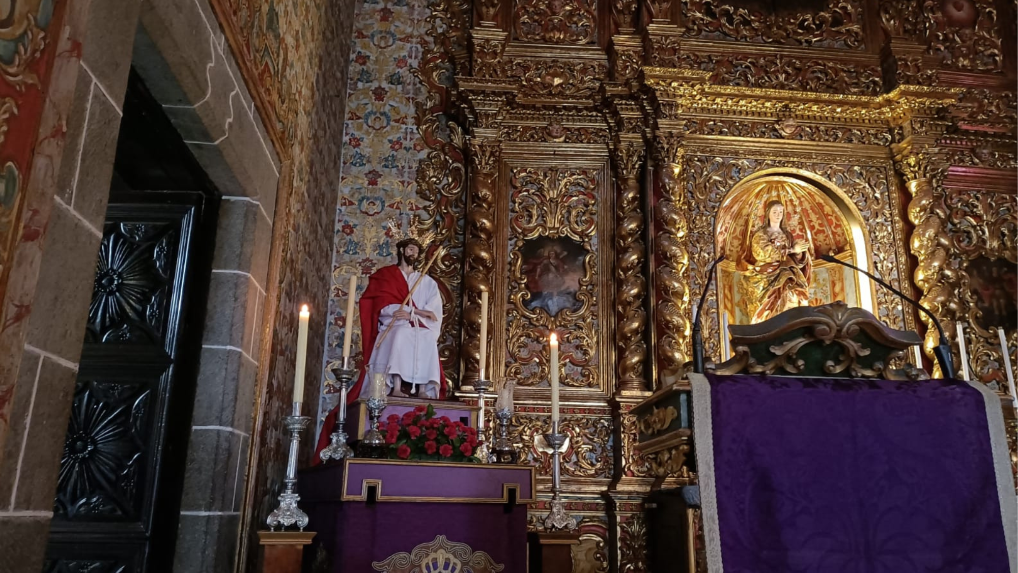 El Cristo del Perdón y la Misericordia en el altar de la ermita de San Telmo / MARCOS MORENO - ATLÁNTICO HOY