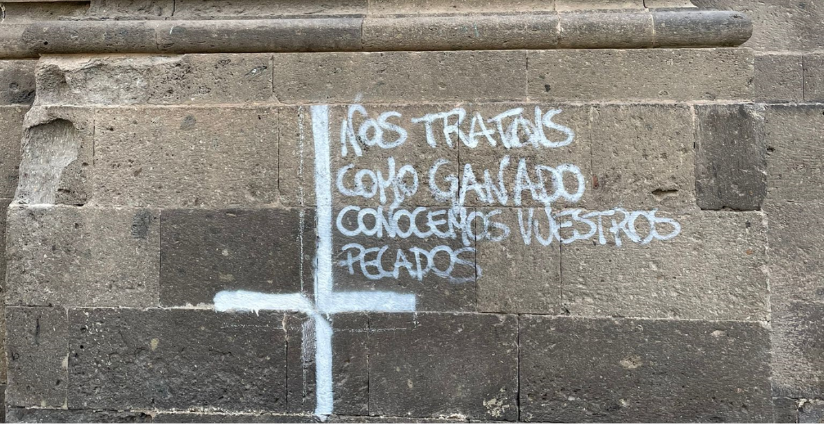 Vandalizan la fachada principal de la Catedral de Santa Ana el Domingo de Ramos.  ATLÁNTICO HOY