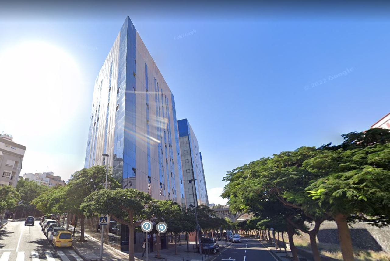 Sede de Gear Translation en Santa Cruz / AH