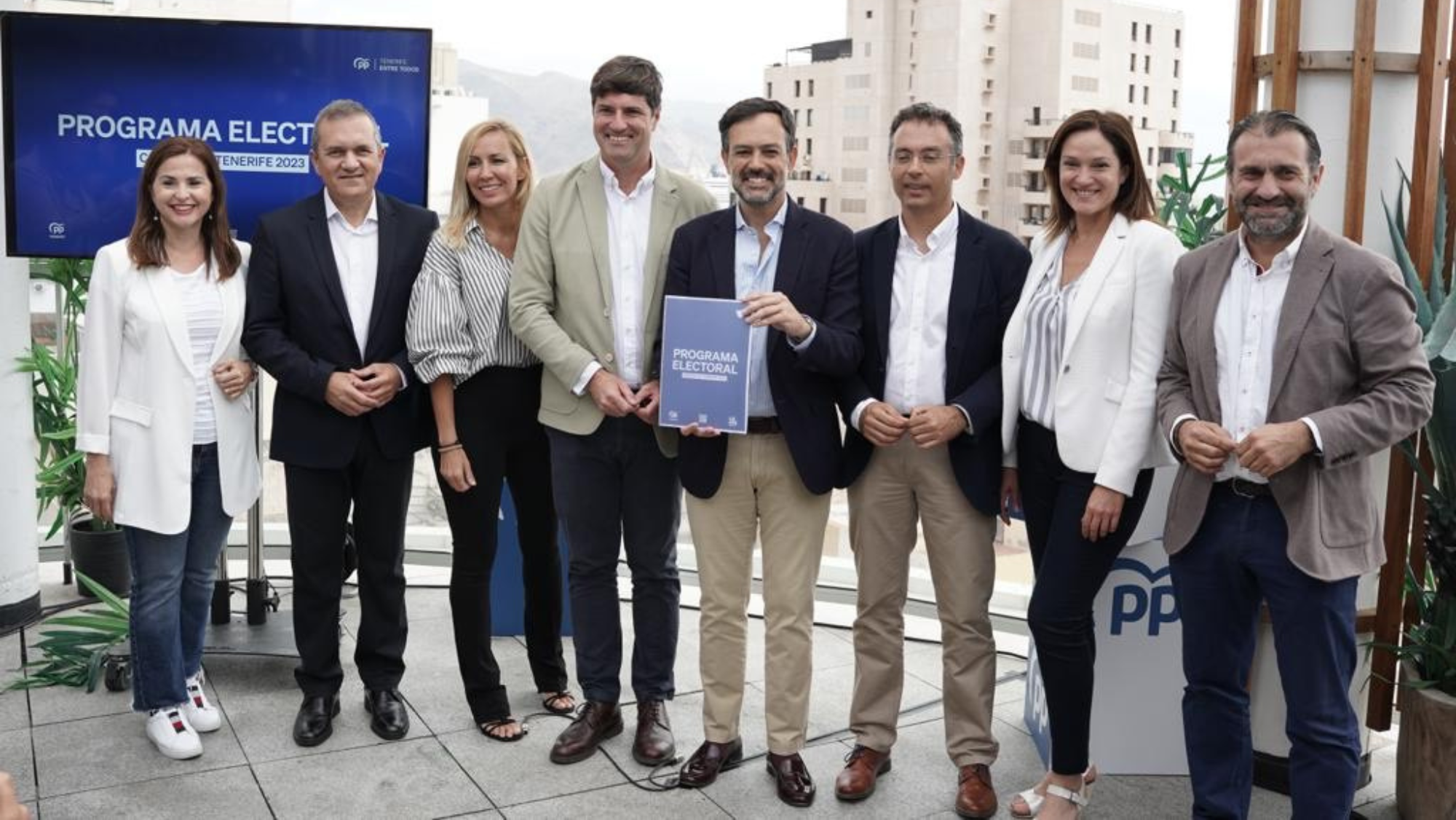 Lope Afonso presenta su programa electoral para presidir el Cabildo de Tenerife./ CEDIDA