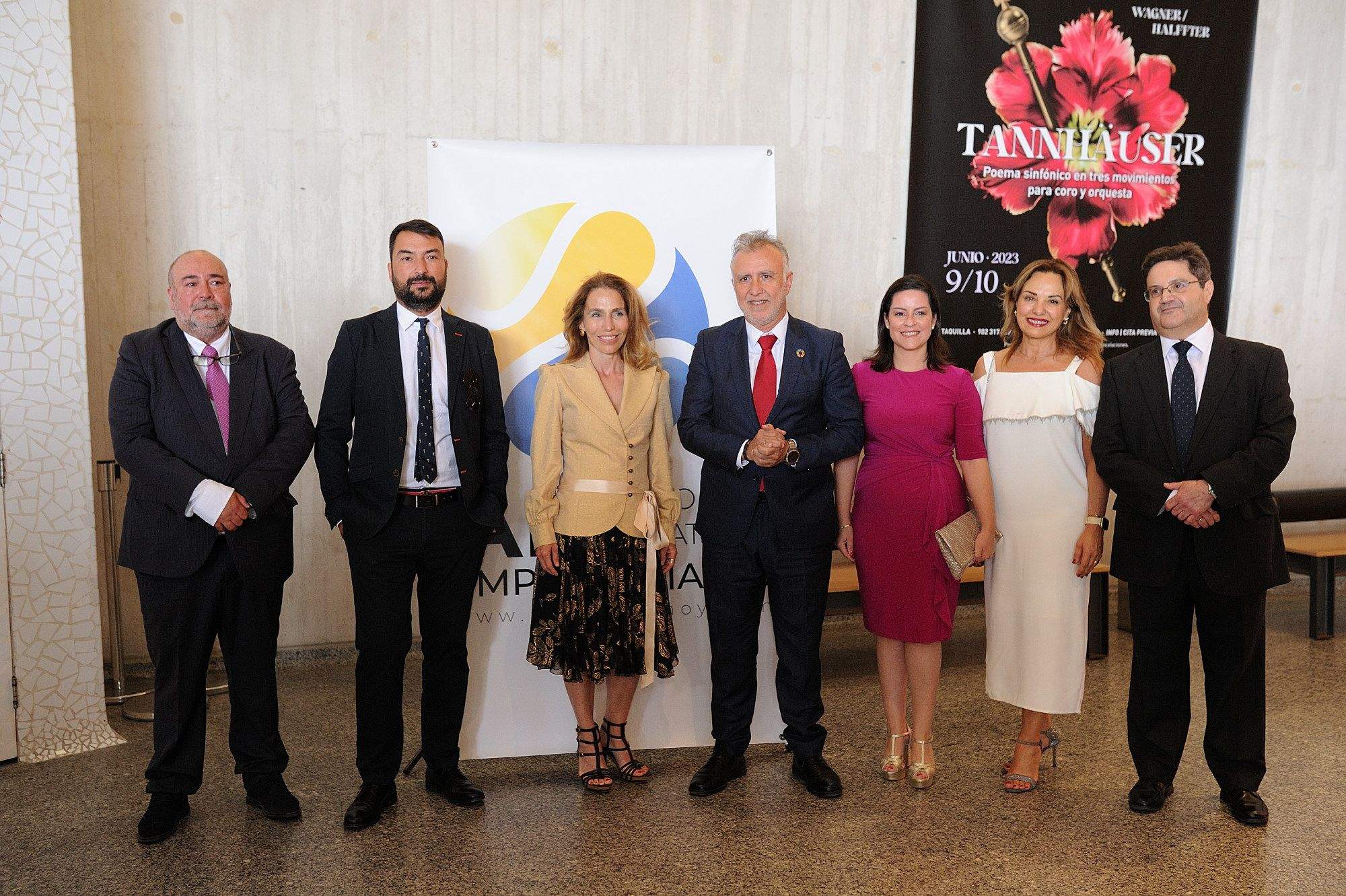 Xavier Salvador, Martín Alonso, Eva Moll de Alba, Ángel Víctor Torres, Yaiza Castilla, Berta Pérez y Corviniano Clavijo