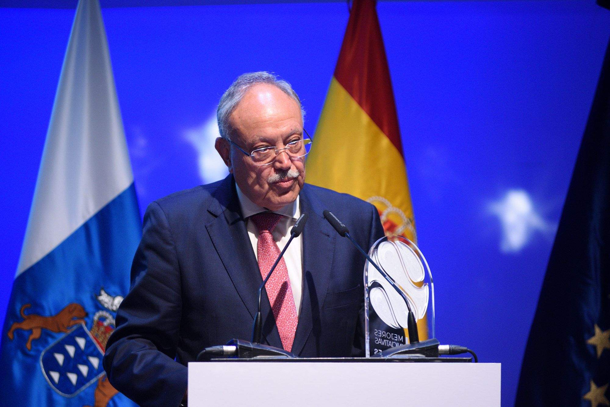  Juan Barreto, presidente de Dos Santos, en su discurso como ganador del premio a Mejor Iniciativa Empresarial Atlántico Hoy en la categoría Objetivos de Desarrollo Sostenible