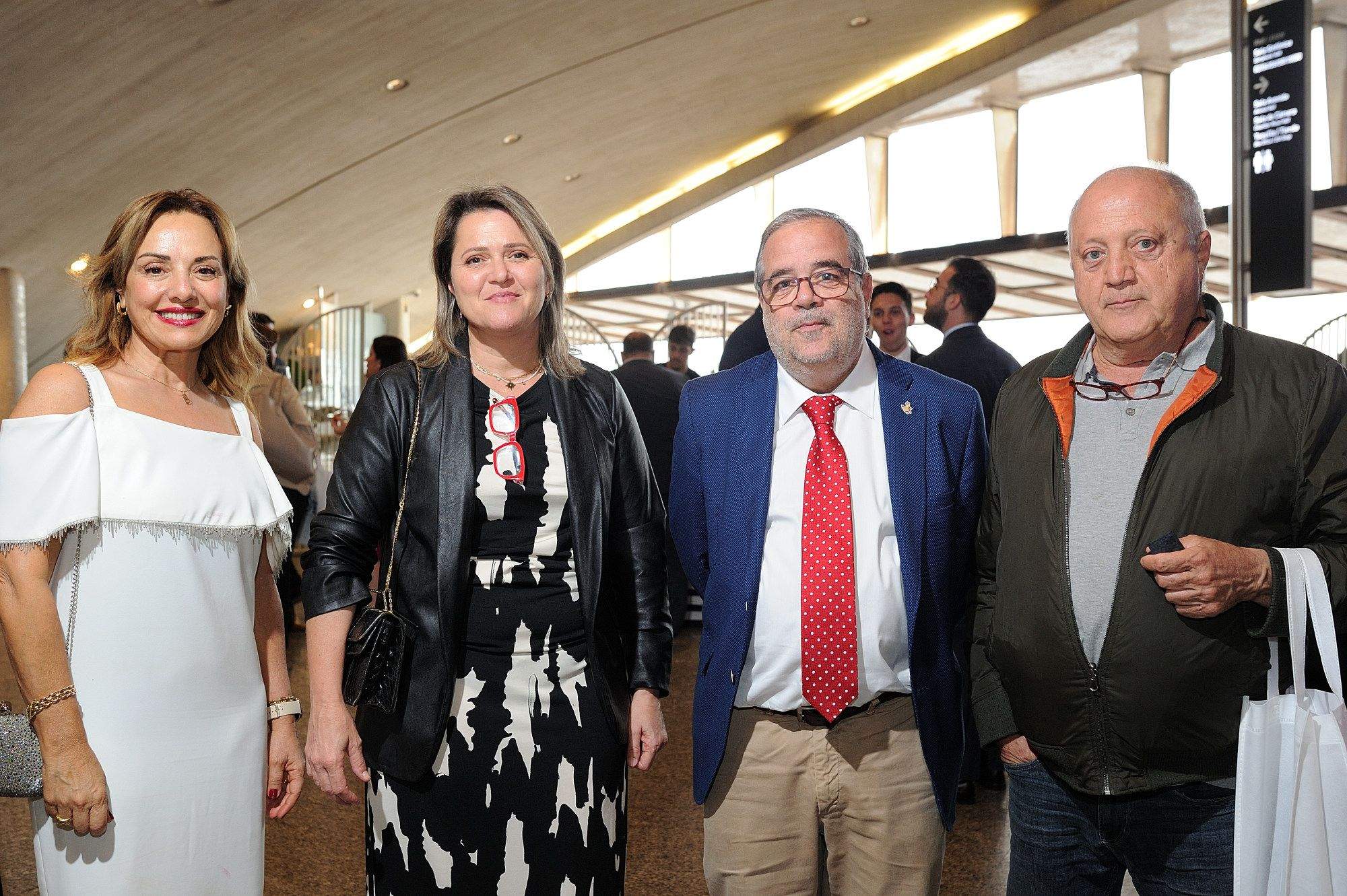 De izquierda a derecha: Berta Pérez, consejera de Presidencia del Cabildo de Tenerife; Alicia Vanoostende, consejera de Agricultura y Ganadería del Gobierno de Canarias; José Carlos Marrero, periodista; y José Juan Clavijo