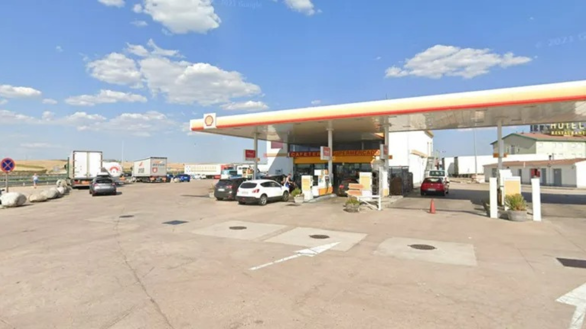 Gasolinera donde ocurrieron los hechos entre el policía y la Guardia Civil / GOOGLE MAPS
