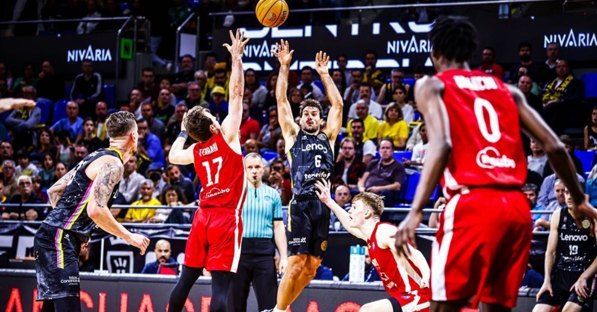 Bruno Fitipaldo mostró al CB Canarias el camino hacia la Final Four a base de triples en la victoria por 84-72 ante Baxi Manresa./ BCL.