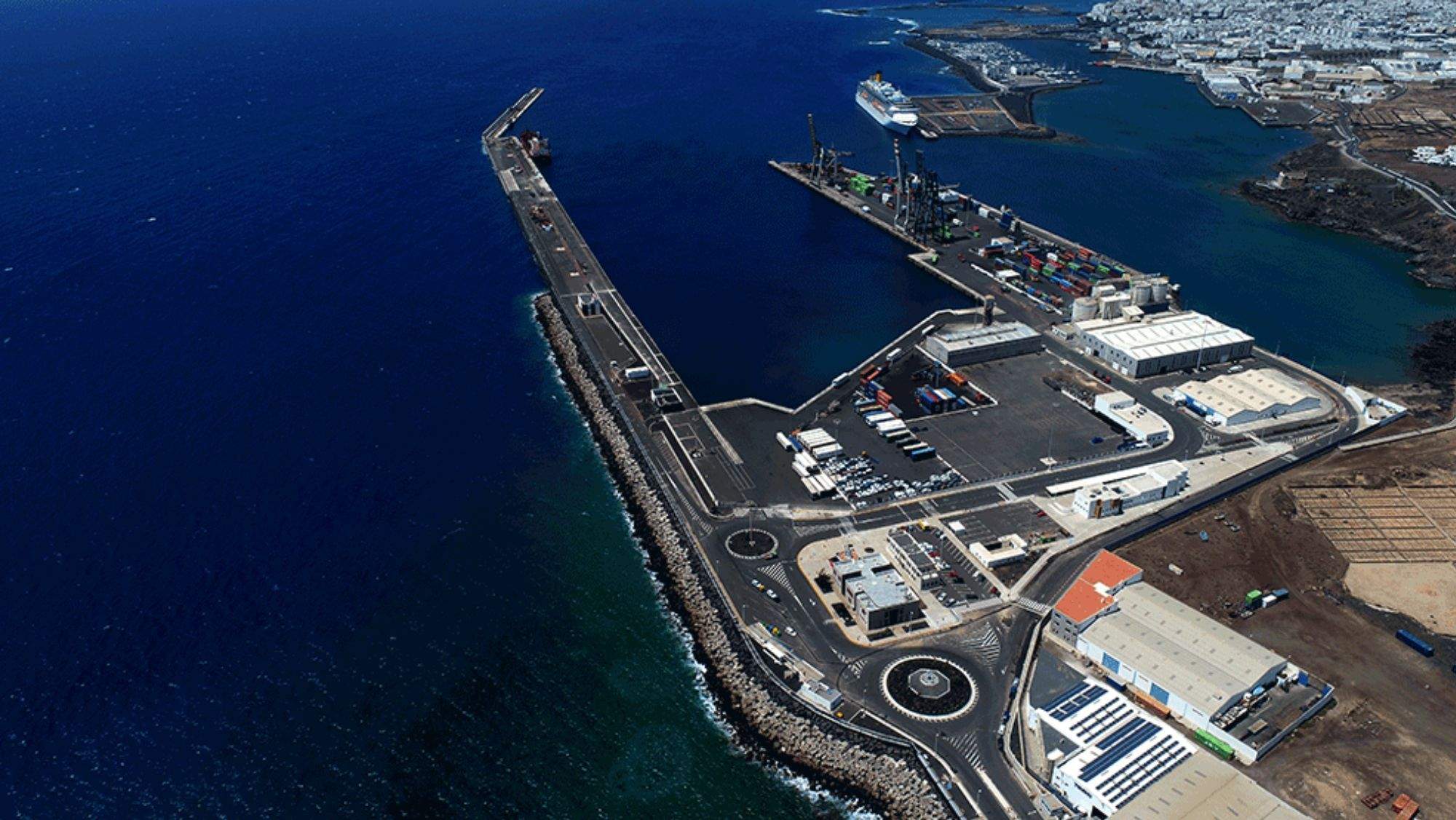 Panorámica del Puerto de Arrecife. / APLP