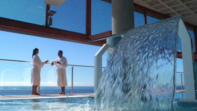 Imagen de dos personas en el hotelGloria Amadores / GLORIA PALACE Imagen de dos personas en el hotelGloria Amadores / GLORIA PALACE