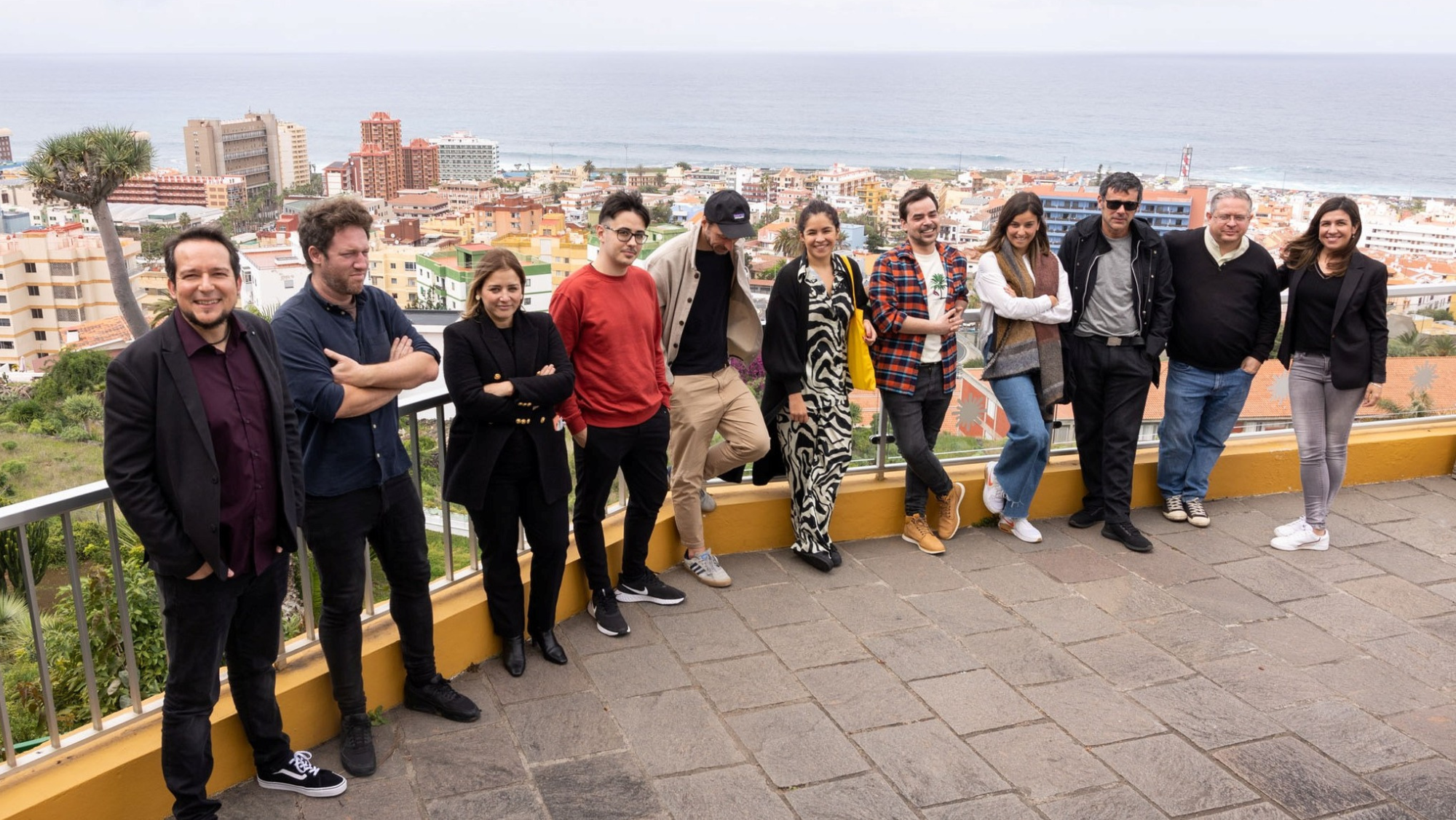Foto de familia de la Aceleradora de cine del Atlántico, en Puerto de la Cruz./ ACELERADORA DE CINE DEL ATLÁNTICO