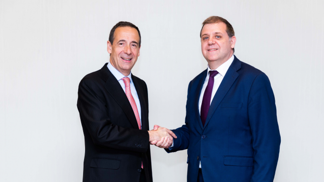 Representantes de CaixaBank y Correos / CAIXABANK