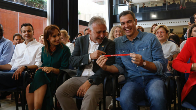 Ángel Víctor Torres y Pedro Sánchez / PSOE