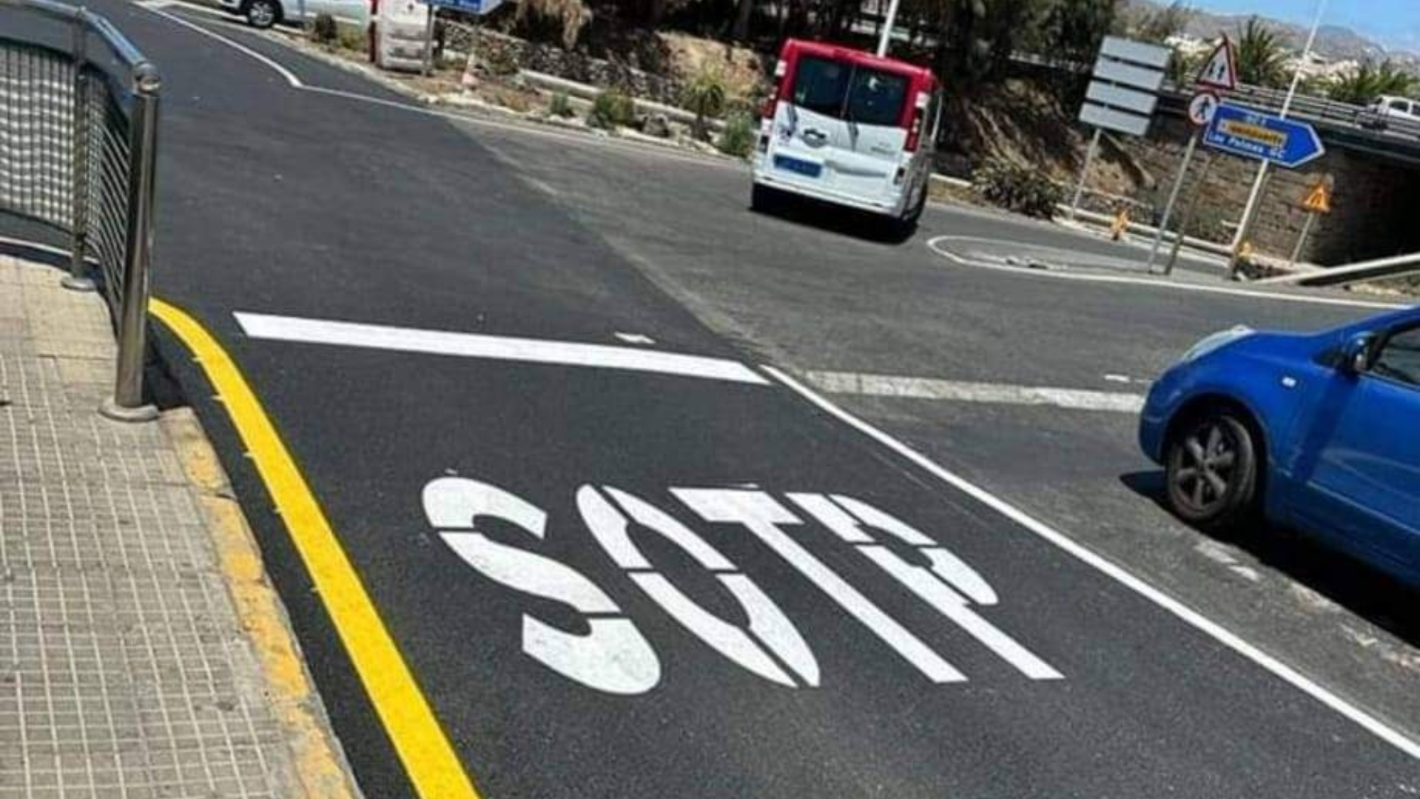 La marca vial de Sonneland fue escrita de manera errónea / REDES