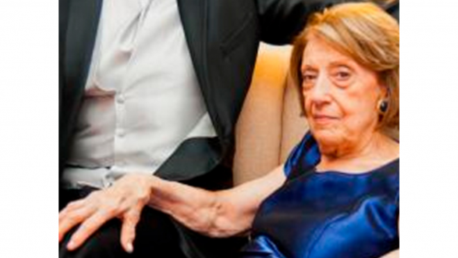 Imagen de Susana Elisa Lanús / EL NOVILLO PRECOZ