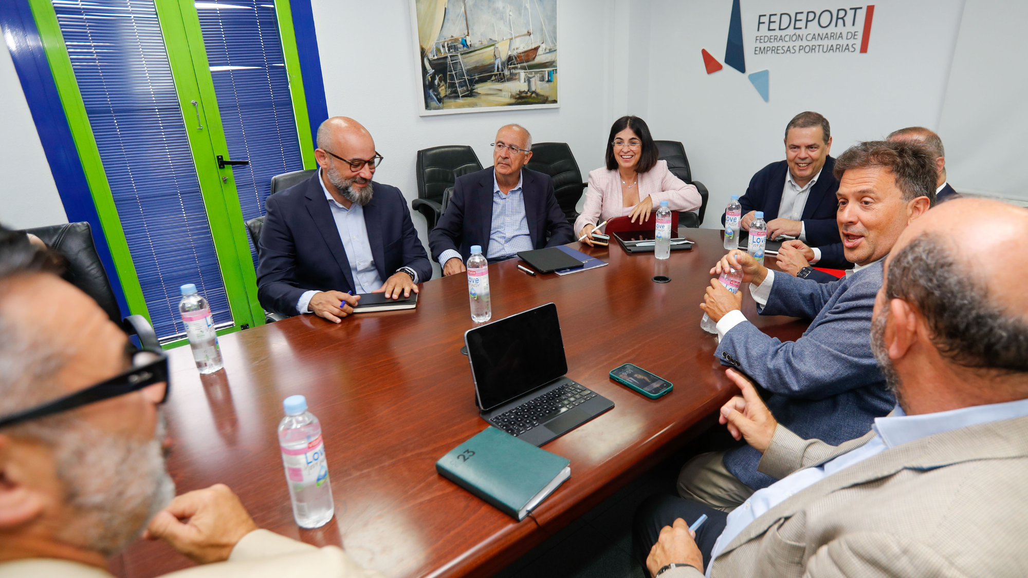 Reunión de Carolina Darias y Augusto Hidalgo con FEDEPORT / ELVIRA URQUIJO - EFE