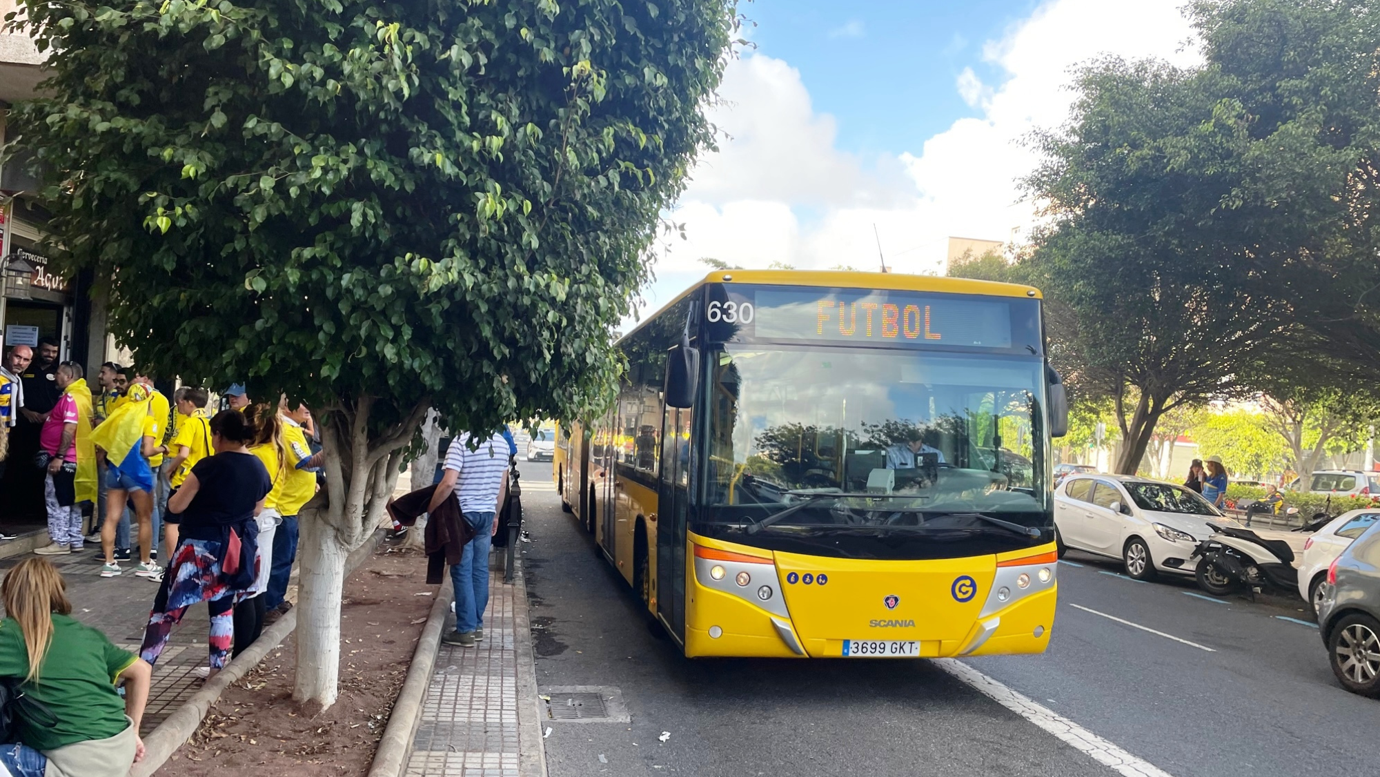 Imagen de Guagua Municipal para acudir al partido de Fútbol / GUAGUAS MUNICIPALES