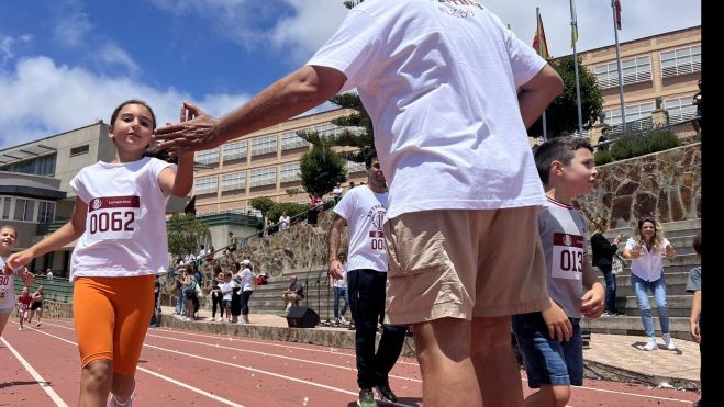 Llegada del popular cross en el Día de la Familia del Luther King. / AH