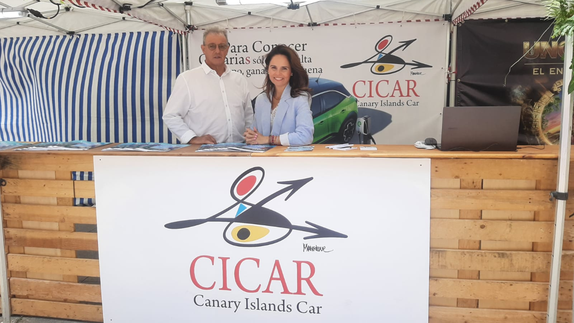 Mari Nieves Duque y Ramón Valiente del área comercial / ATLÁNTICO HOY