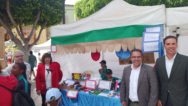 Stand en la Feria ‘Enseñar para Emprender’ en Gáldar / FULP Stand en la Feria ‘Enseñar para Emprender’ en Gáldar / FULP