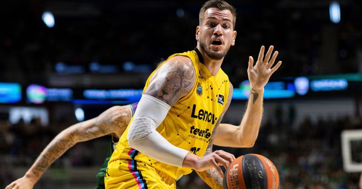 Fran Guerra seguirá aportando, durante al menos las próximas dos campañas, una alternativa de calidad en el juego interior del CB Canarias./ EFE.