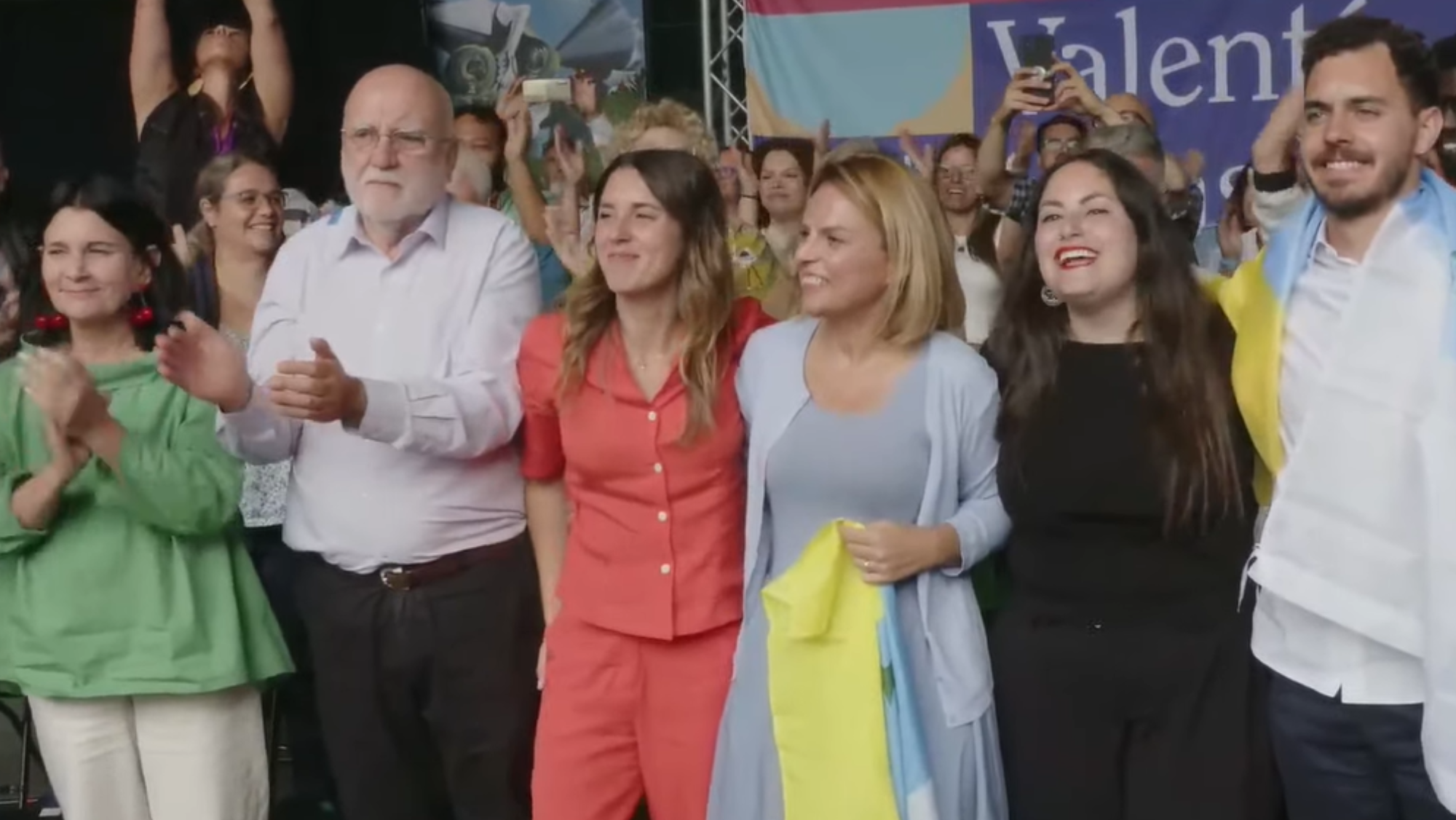 De izda a dcha Nona Perera, Manuel Marrero, Irene Montero, Noemí Santana, Laura Fuentes y Hugo Cejas. / VÍDEO DEL MITIN DE PODEMOS