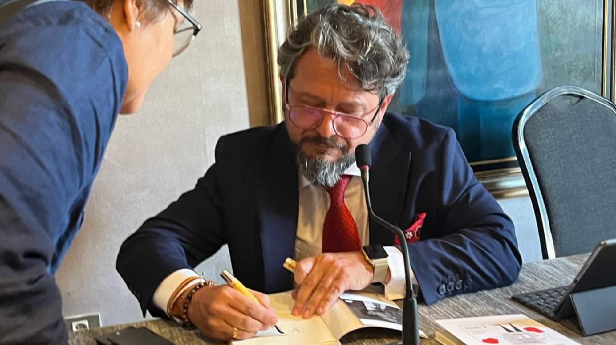 El abogado Juan Inurria, autor del libro '¿Qué me puede pasar si te llamo gilipollas?'./ CEDIDA