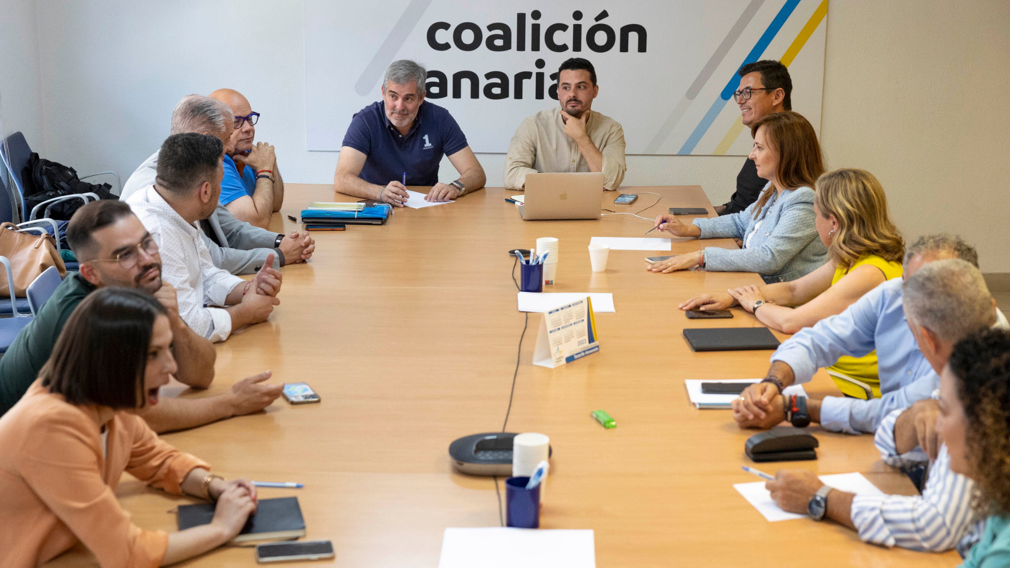 Comisión negociadora de los nacionalistas / COALICIÓN CANARIA Comisión negociadora de los nacionalistas / COALICIÓN CANARIA