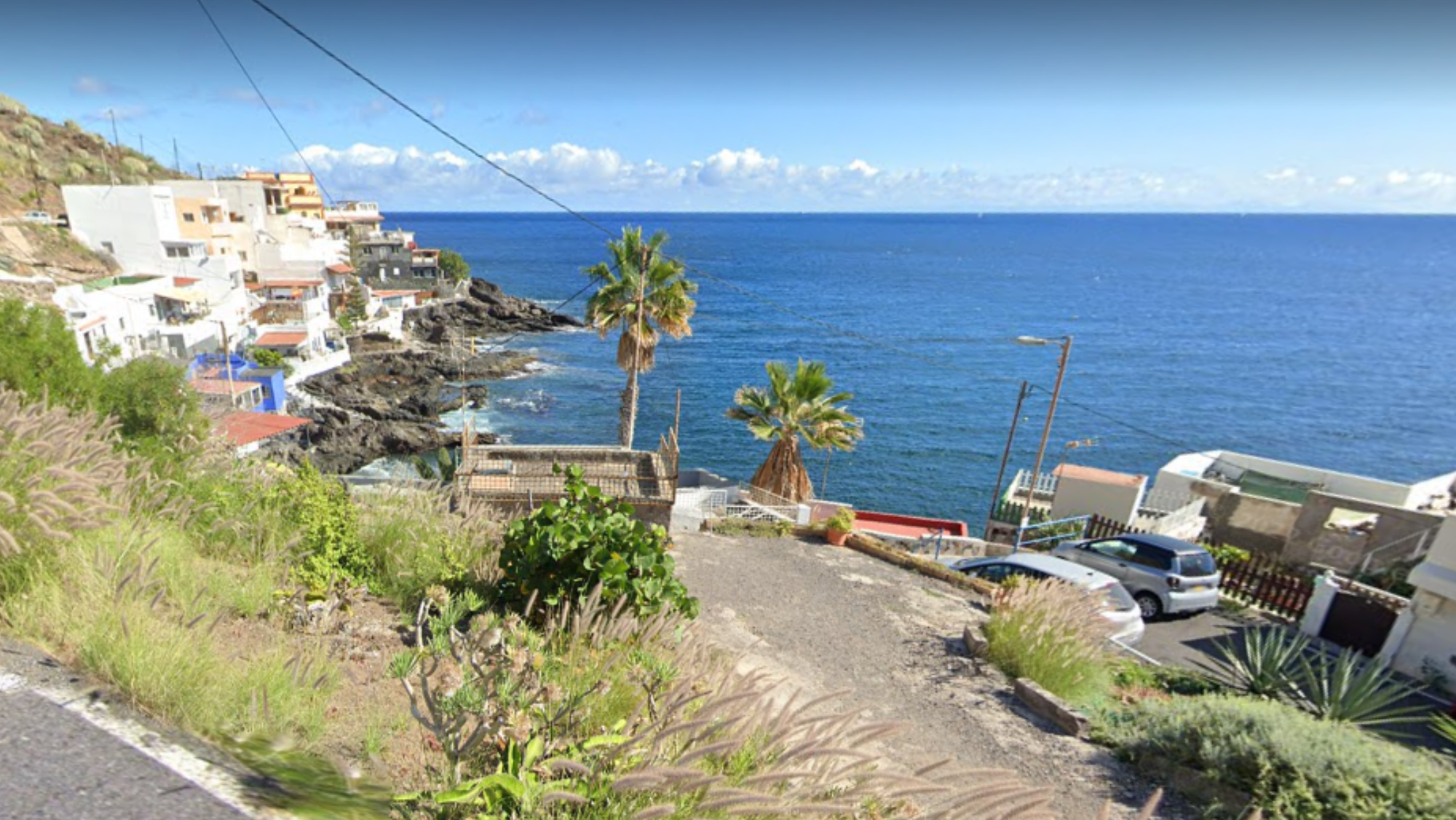 Propiedad en la calle La Vereda número 97 en la que presuntamente se ha puesto la terraza ilegal en Boca Cangrejo (El Rosario)./ GOOGLE MAPS