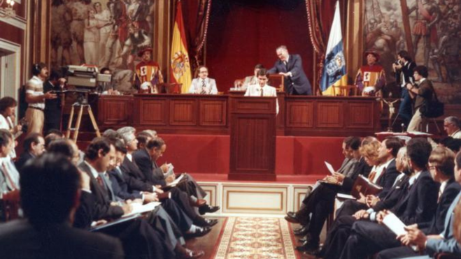 Primer pleno en el Parlamento de Canarias / GOBIERNO DE CANARIAS