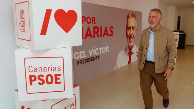 Torres tras la Comisión Ejecutiva Regional del PSOE / EFE - ELVIRA URQUIJO A. 