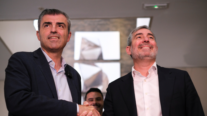 Manuel Domínguez y Fernando Clavijo / EFE - ÁNGEL MEDINA G. Manuel Domínguez y Fernando Clavijo / EFE - ÁNGEL MEDINA G.