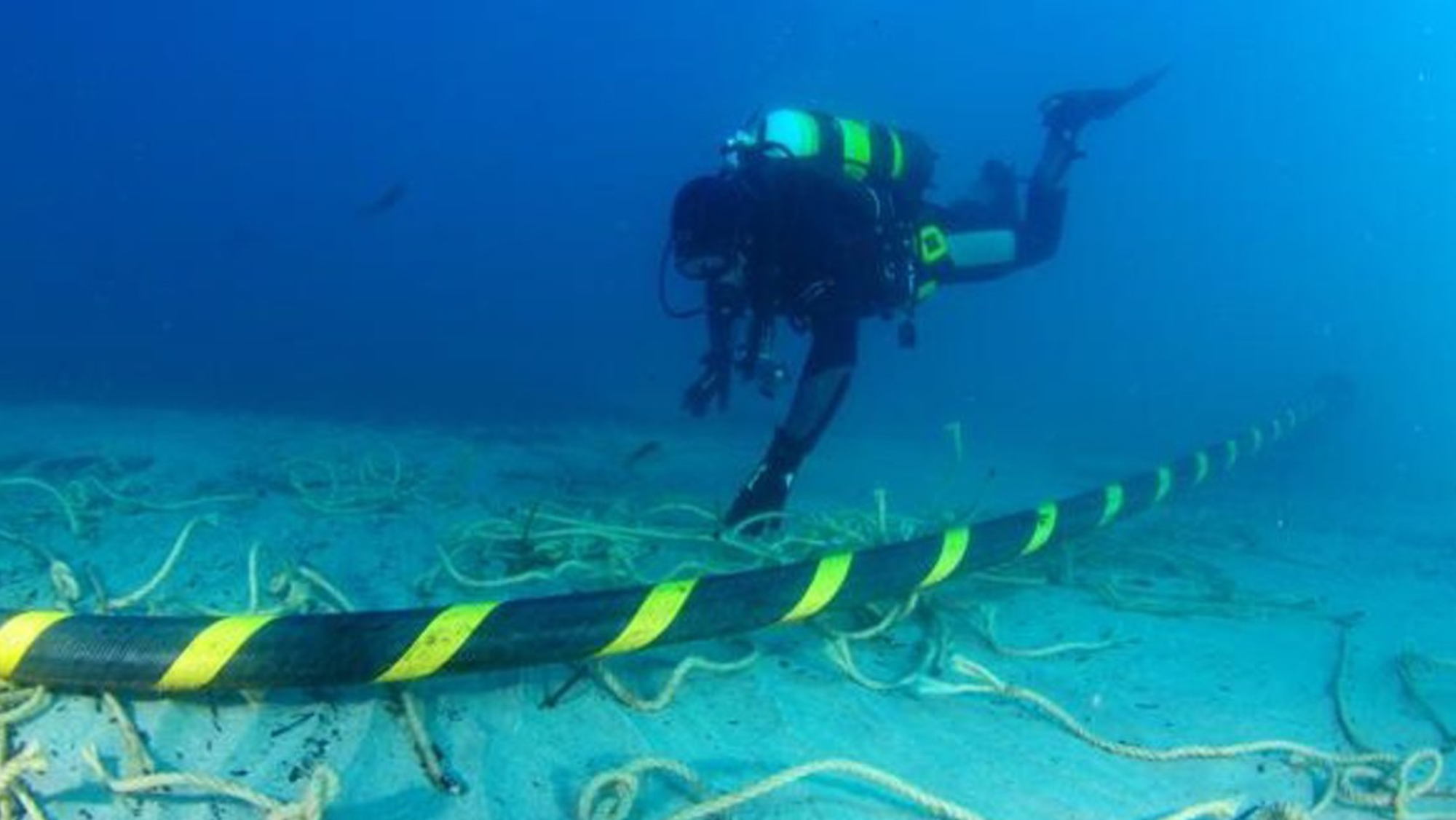 Un cable submarino /  EUROPAPRESS