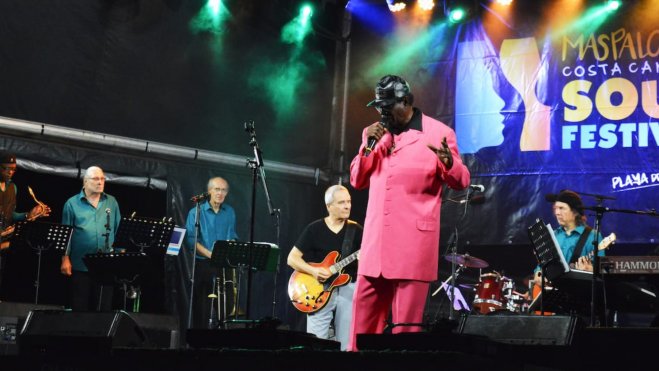 Uno de las artistas en el Maspalomas Soul Festival 2022 / AYUNTAMIENTO DE SAN BARTOLOMÉ DE TIRAJANA