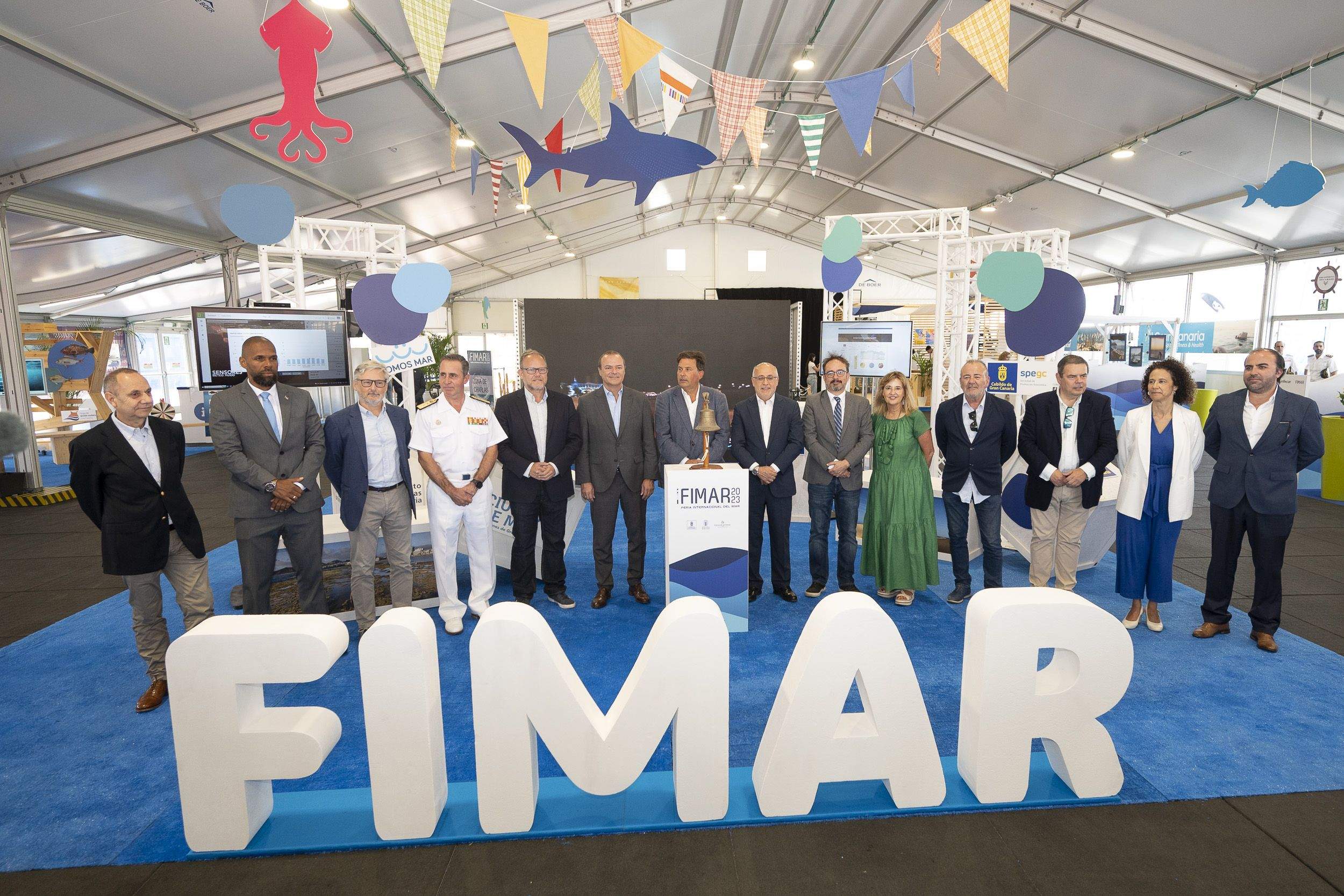 Autoridades y entidades colaboradoras, durante la inauguración de FIMAR 2023. / AH