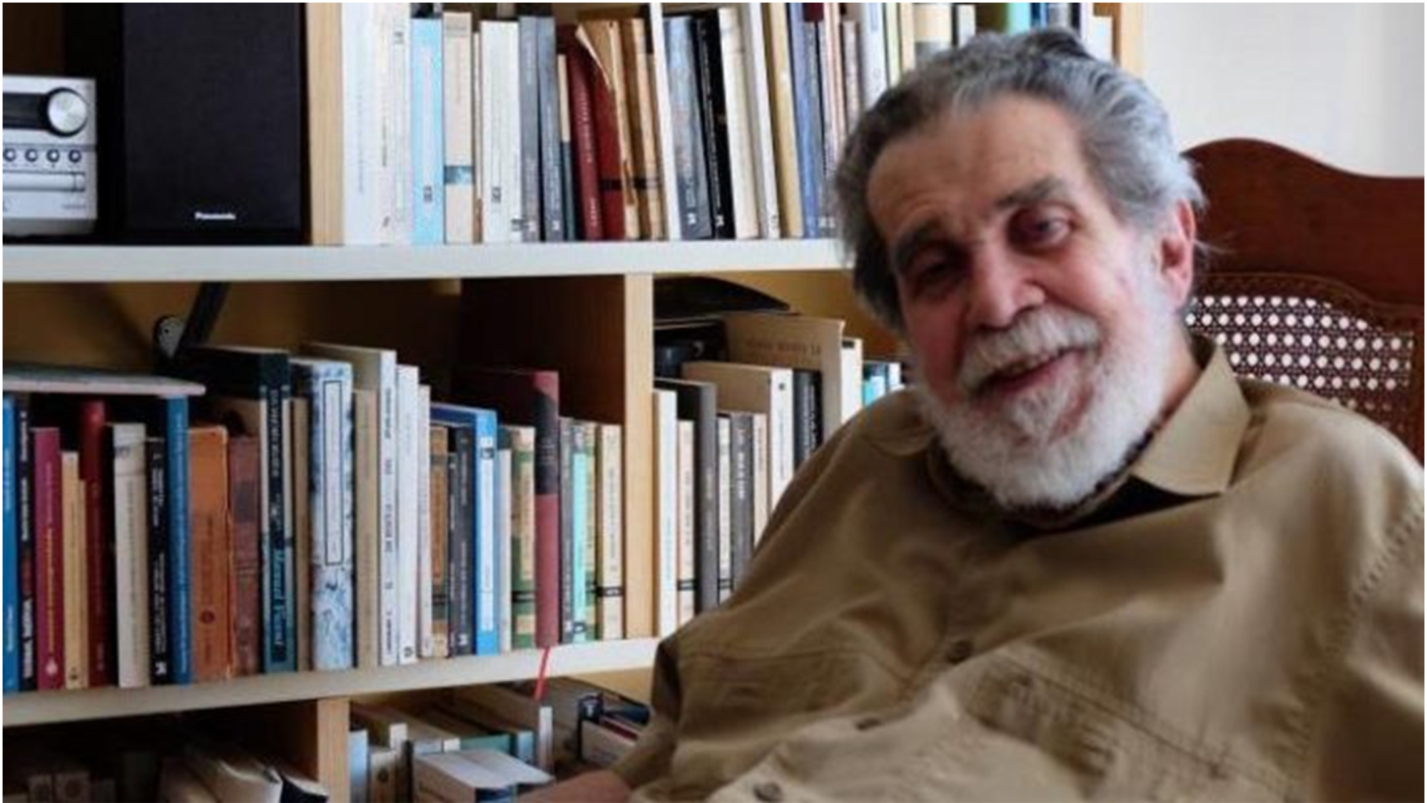 El poeta Manuel Díaz Martínez / AH