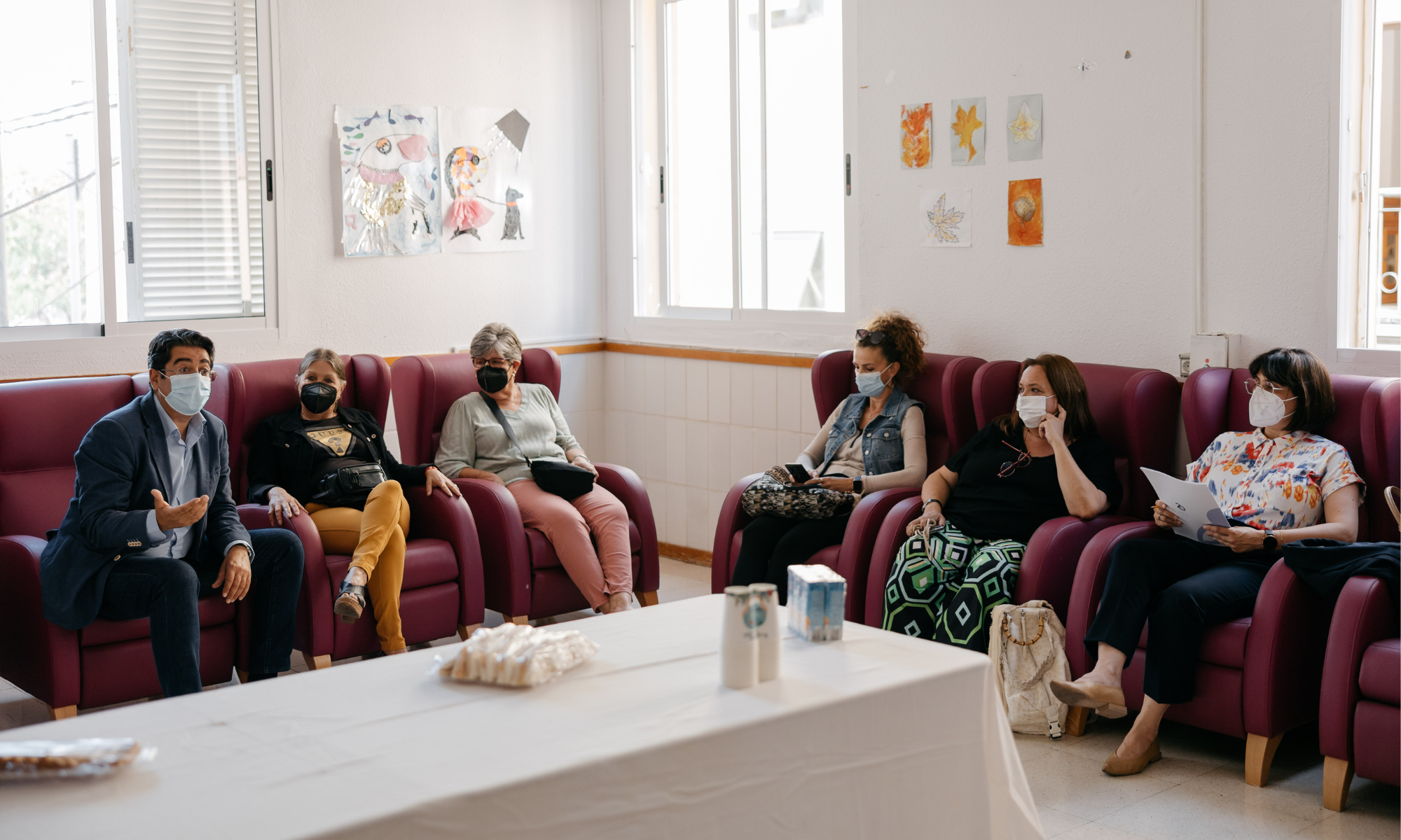 El presidente en funciones del Cabildo de Tenerife, Pedro Martín, en una reunión AMPA La Cuesta. / CEDIDA El presidente en funciones del Cabildo de Tenerife, Pedro Martín, en una reunión AMPA La Cuesta. / CEDIDA