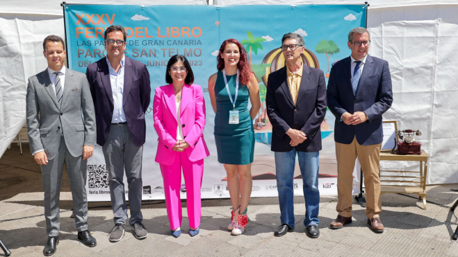 Carolina Darias en la Feria del Libro de Las Palmas de Gran CanariaAYUNTAMIENTO DE LAS PALMAS DE GRAN CANARIA (1)