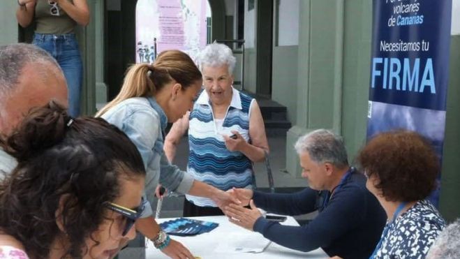 62afdc41 8593 4218 8666 437863e7144c