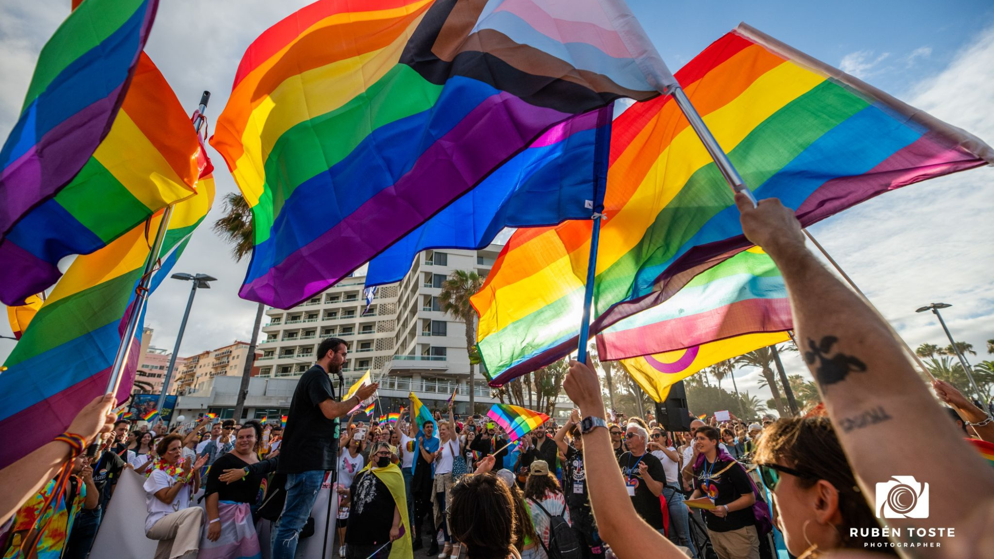 Asociación LGTBI Diversas en la manifestación por el Orgullo de 2022 / RUBEN TOSTE