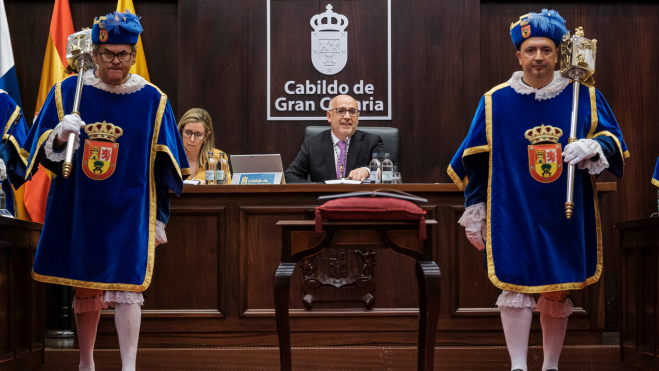 Morales tras ser nombrado presidente del Cabildo de Gran Canaria / EFE - ÁNGEL MEDINA G.